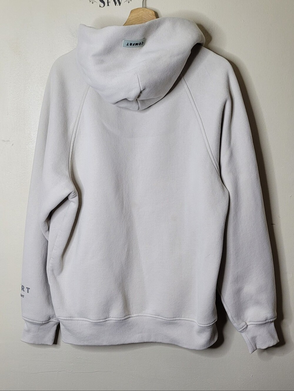 Comfrt Tranquil Hoodie In Cement Size M - Picture 7 of 10